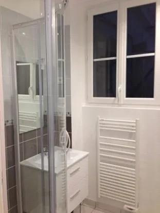 Salle de bain de l’appartement refait